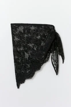 Lace hip scarf