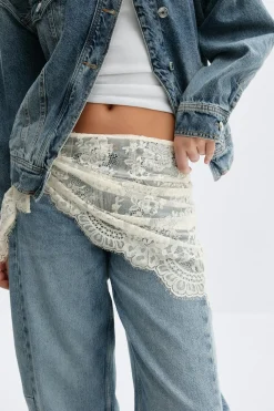 Lace hip scarf