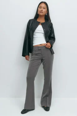 Low waist bootcut trousers
