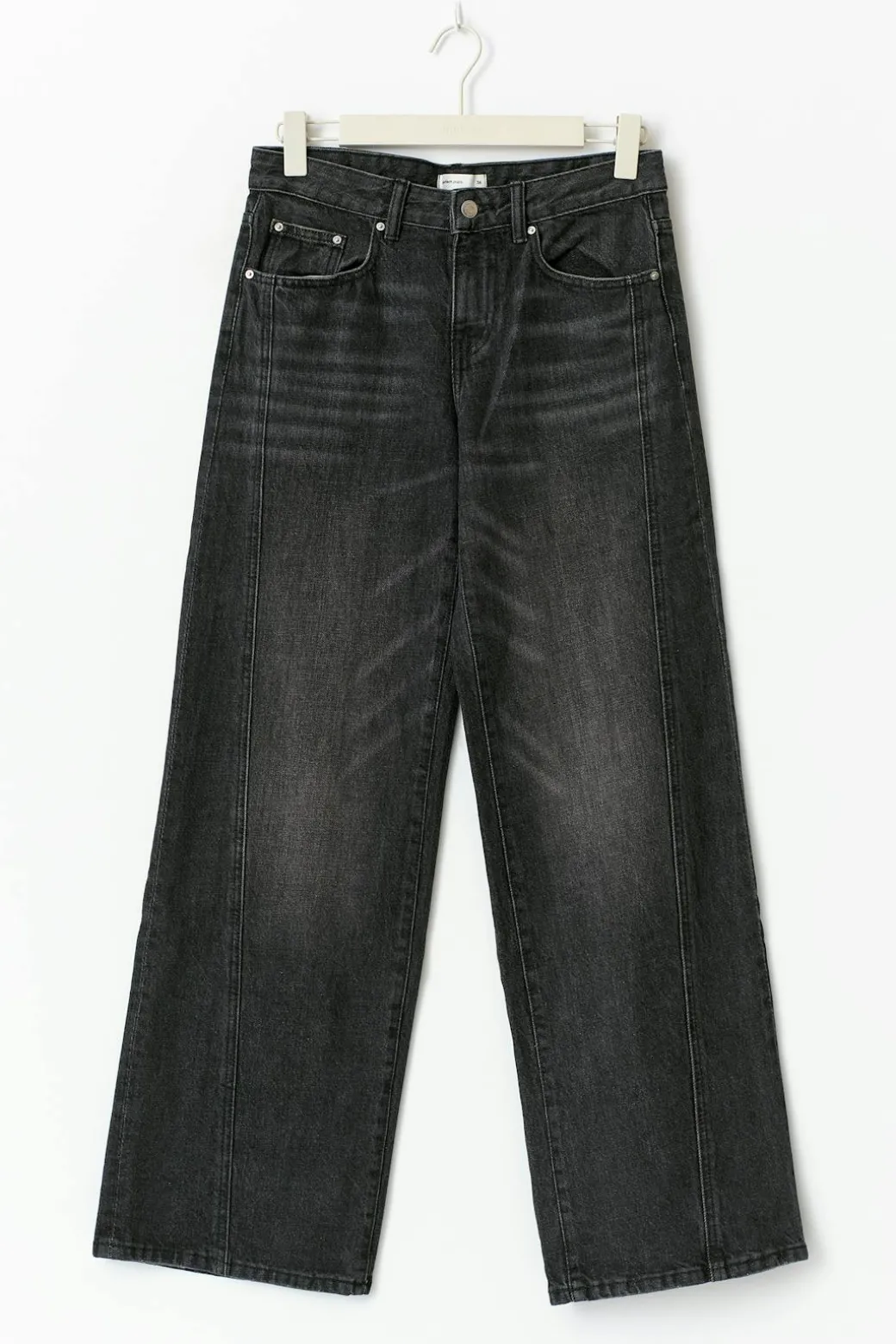 Low wide front seam jeans