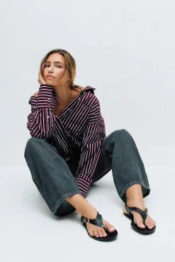Low wide jeans