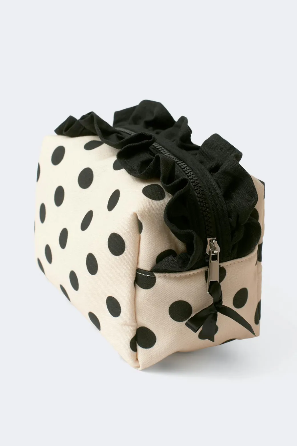 Makeup bag