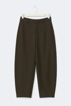 Mid waist barrel trousers
