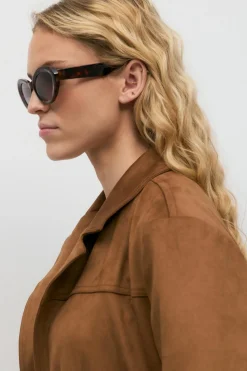 Oval cat eye sunglasses