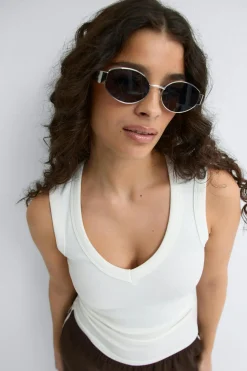 Oval metal frame sunglasses