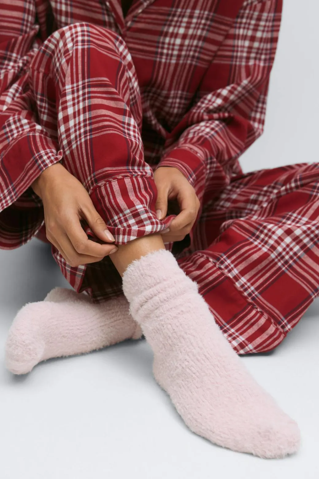 2-pack chenille socks