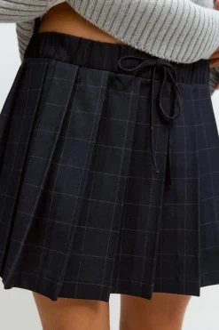 Pleated mini skirt