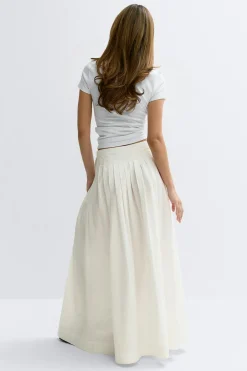 Pleated skirt