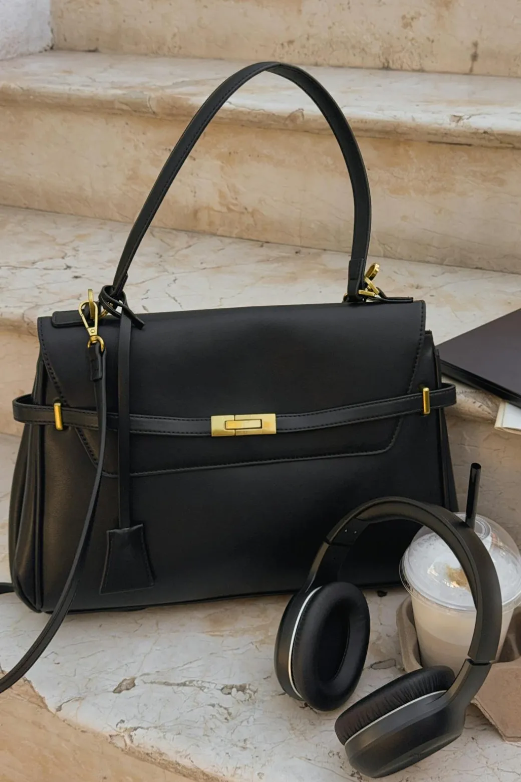 Relaxed bag