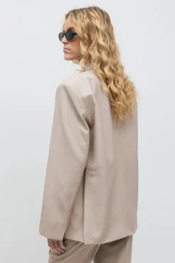 Relaxed blazer