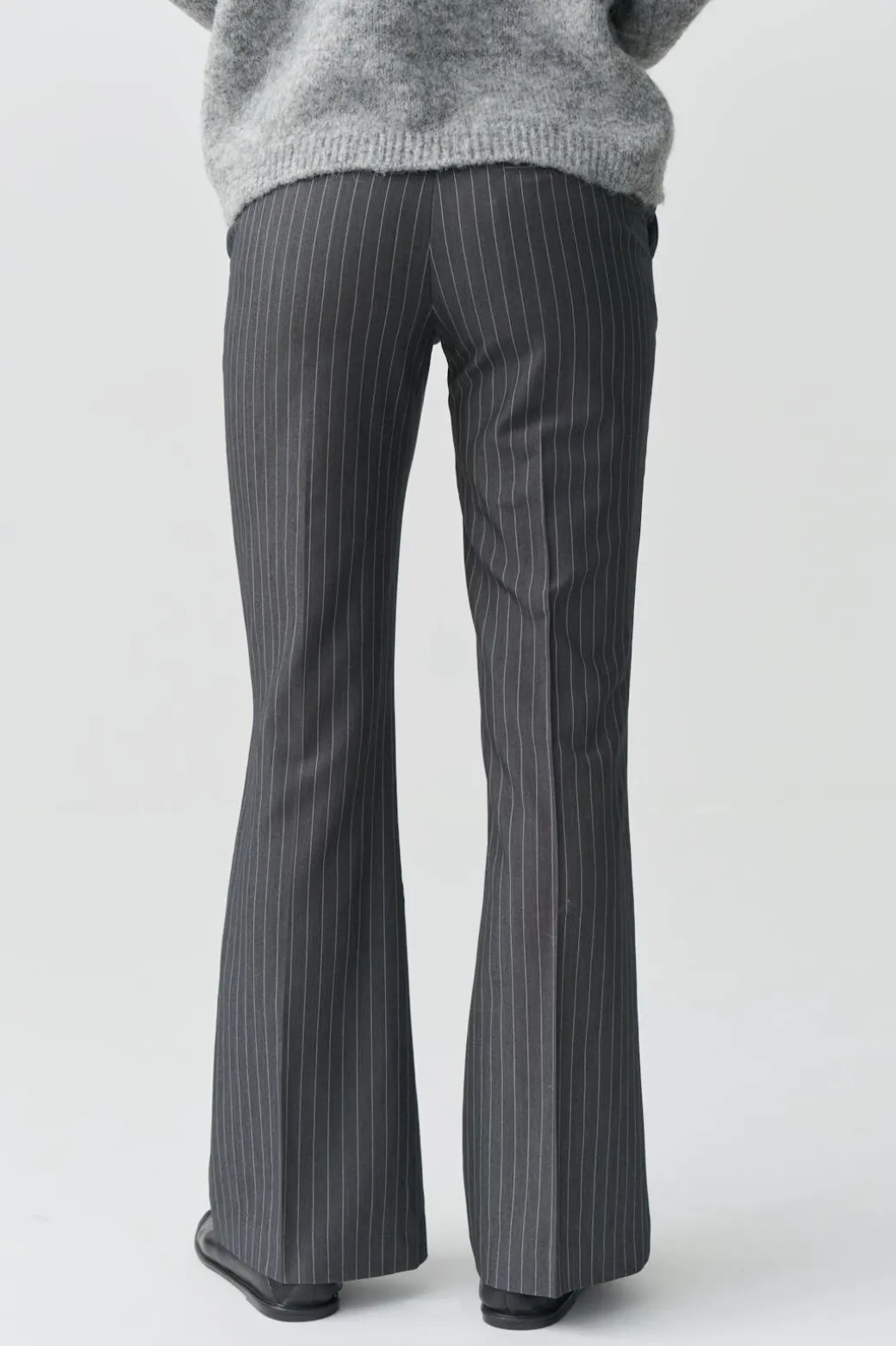 Relaxed bootcut trousers
