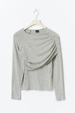 Ruched drapy top