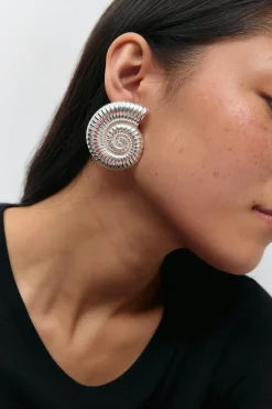 Sea shell earrings