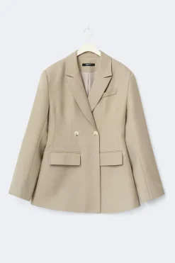 Shaped blazer