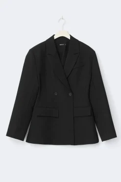 Shaped blazer