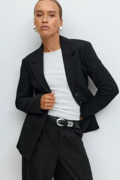 Shaped blazer