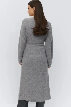 Shaped knitted dress