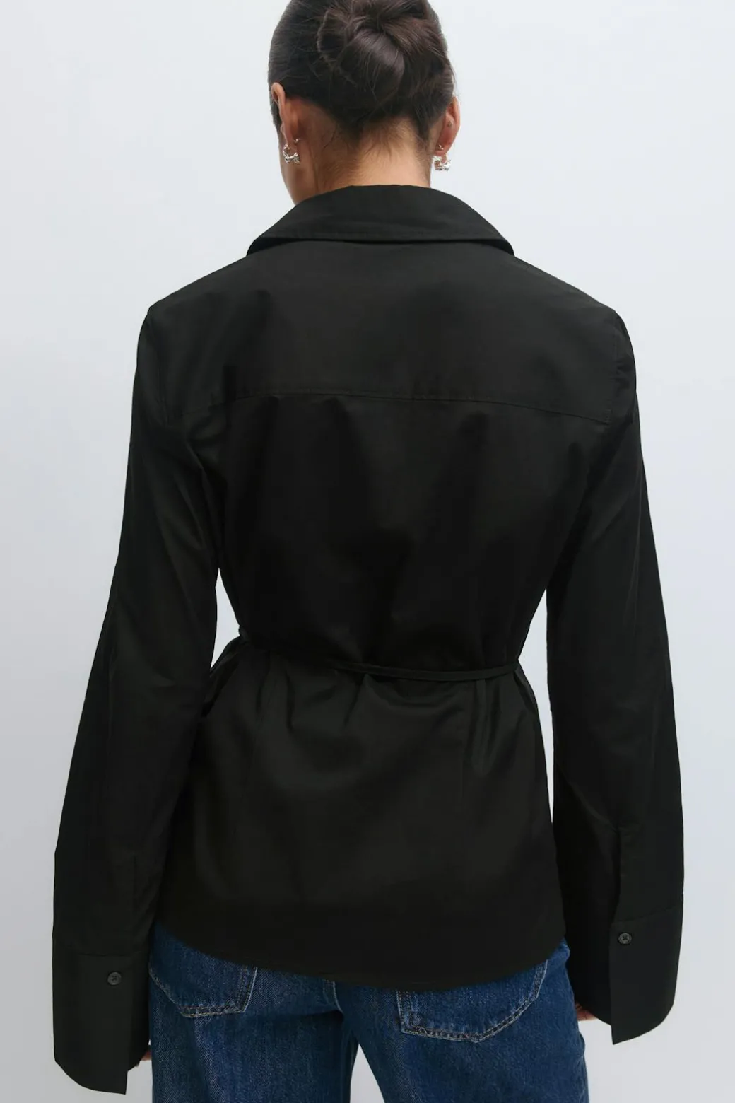 Shaped tie blouse