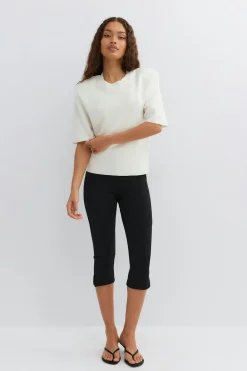 Shoulder pad knitted top