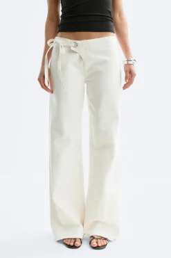 Side knot jeans