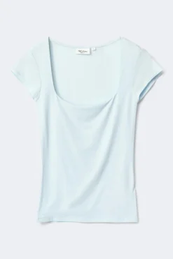 Slim fit short sleeve top