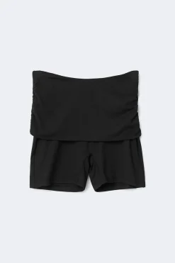 Soft folded yoga shorts