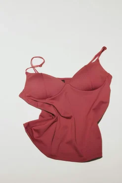Soft shaping wow singlet