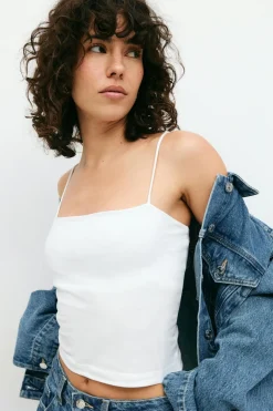 spaghetti strap singlet