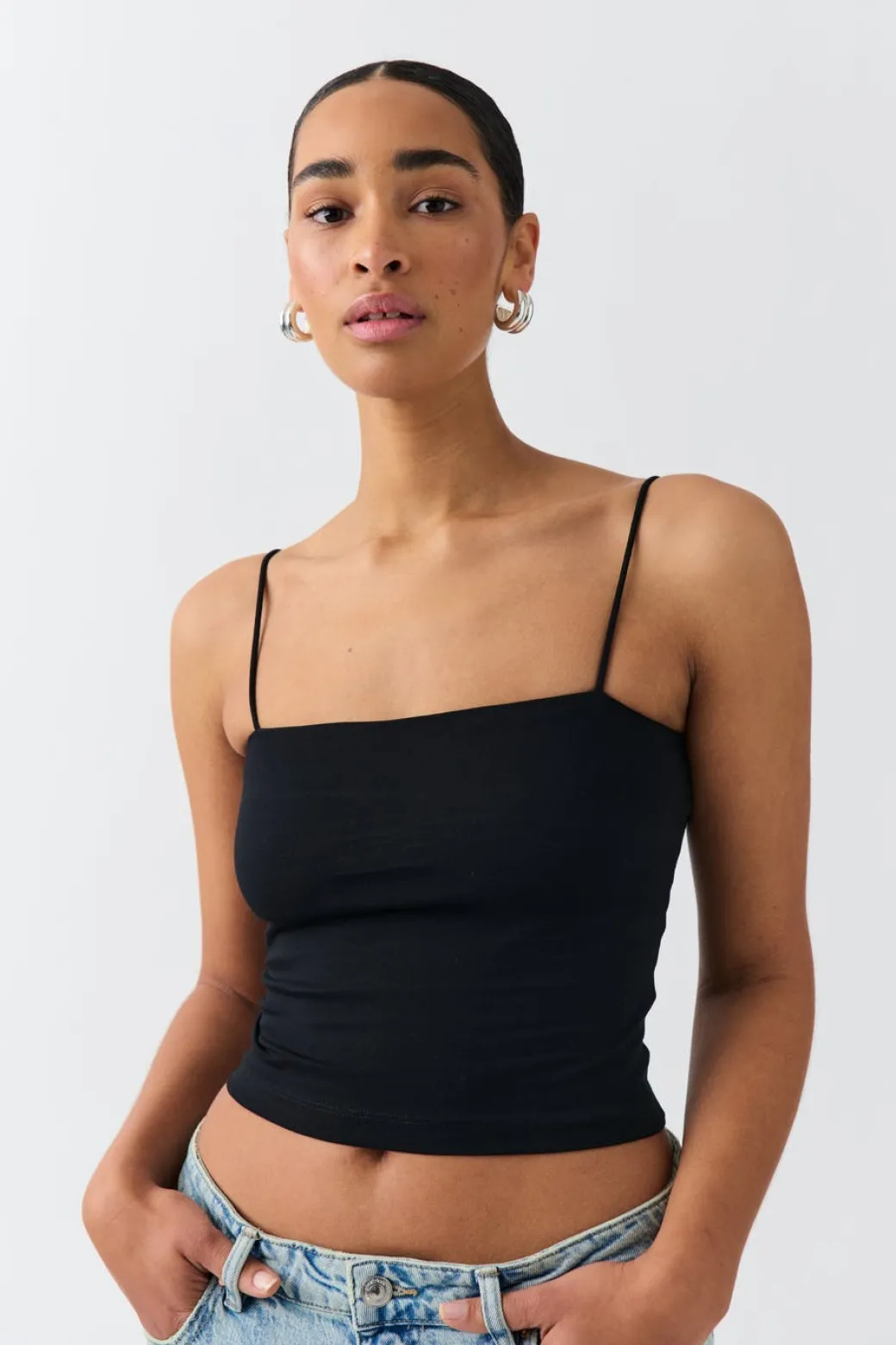 spaghetti strap singlet