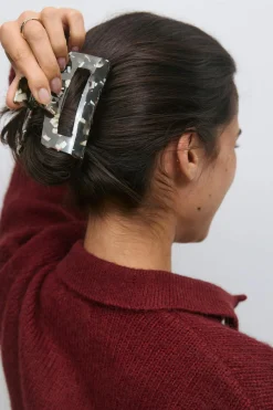 Square hair clip