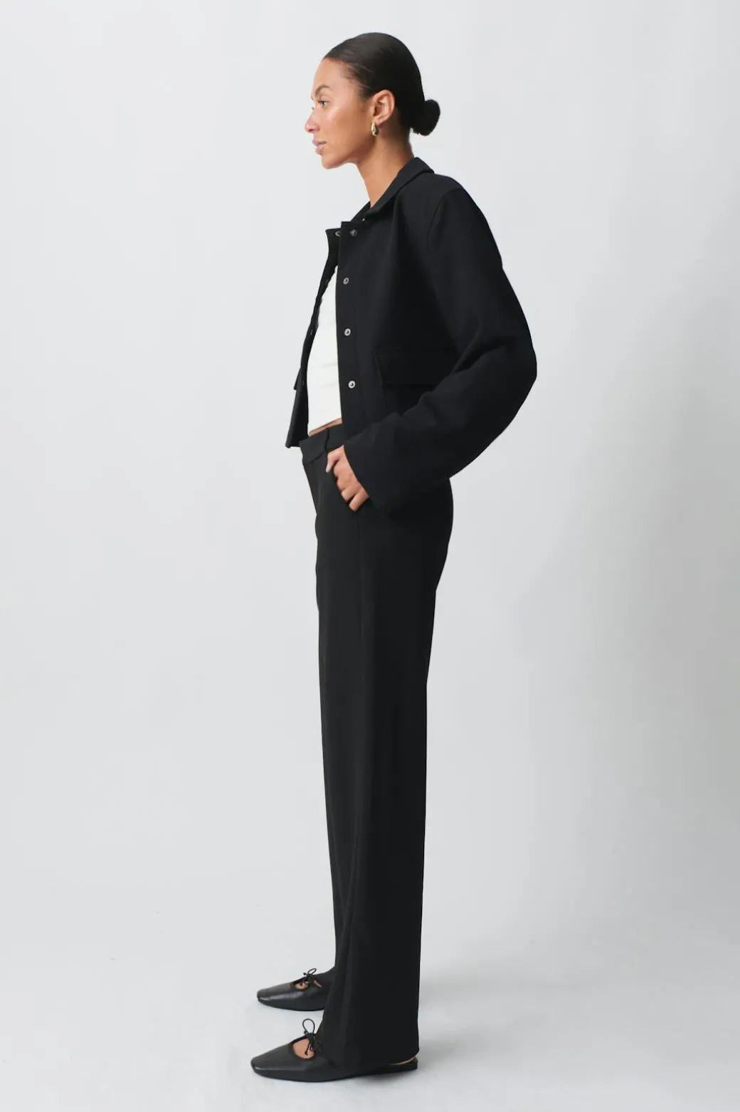 Straight regular trousers