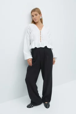 Tailored wide trousers