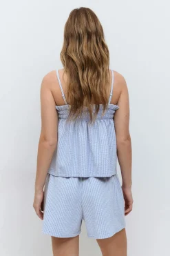 Textured shorts
