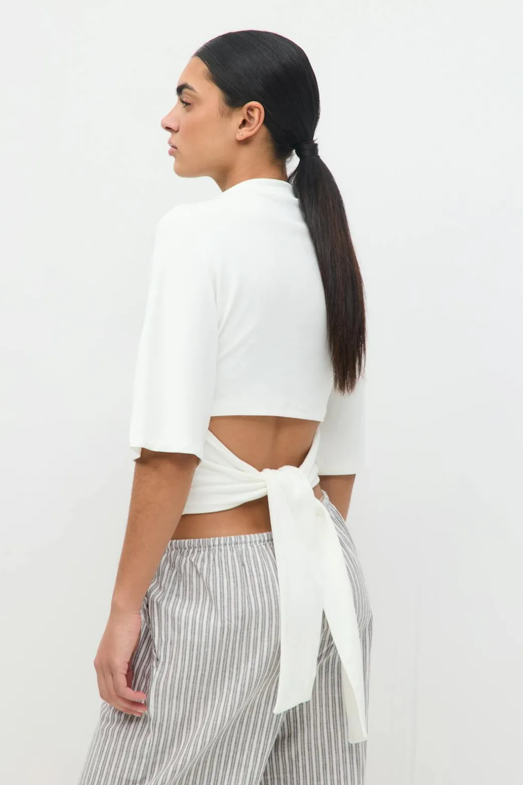 Tie back tee