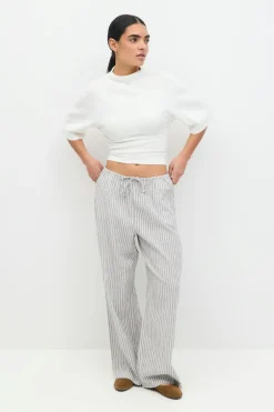 Tie back tee