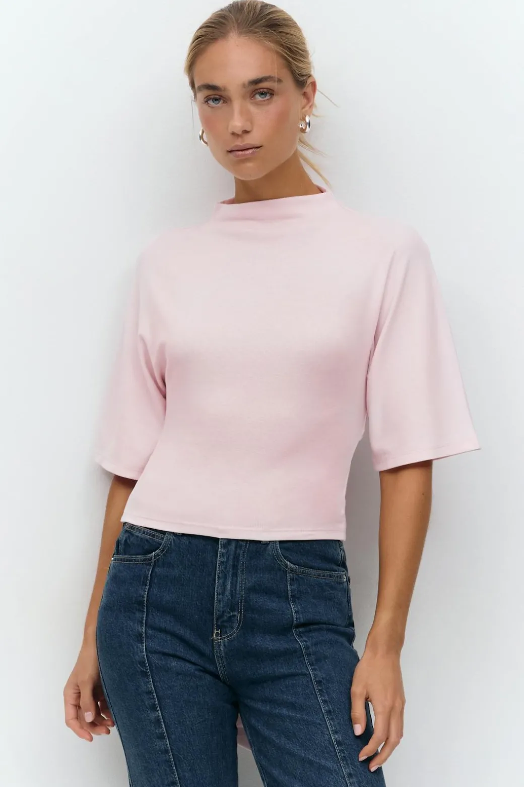 Tie back tee