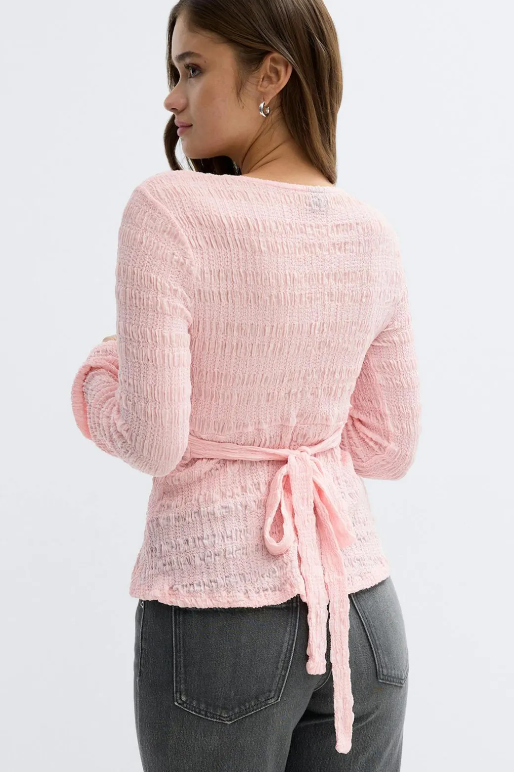 Tie back top