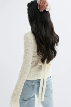 Tie back top