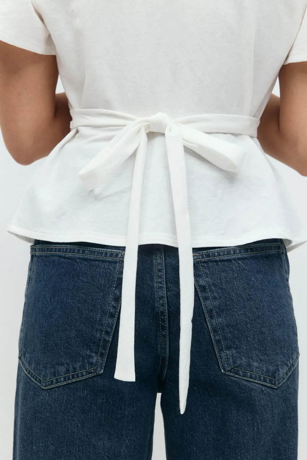 Tie top