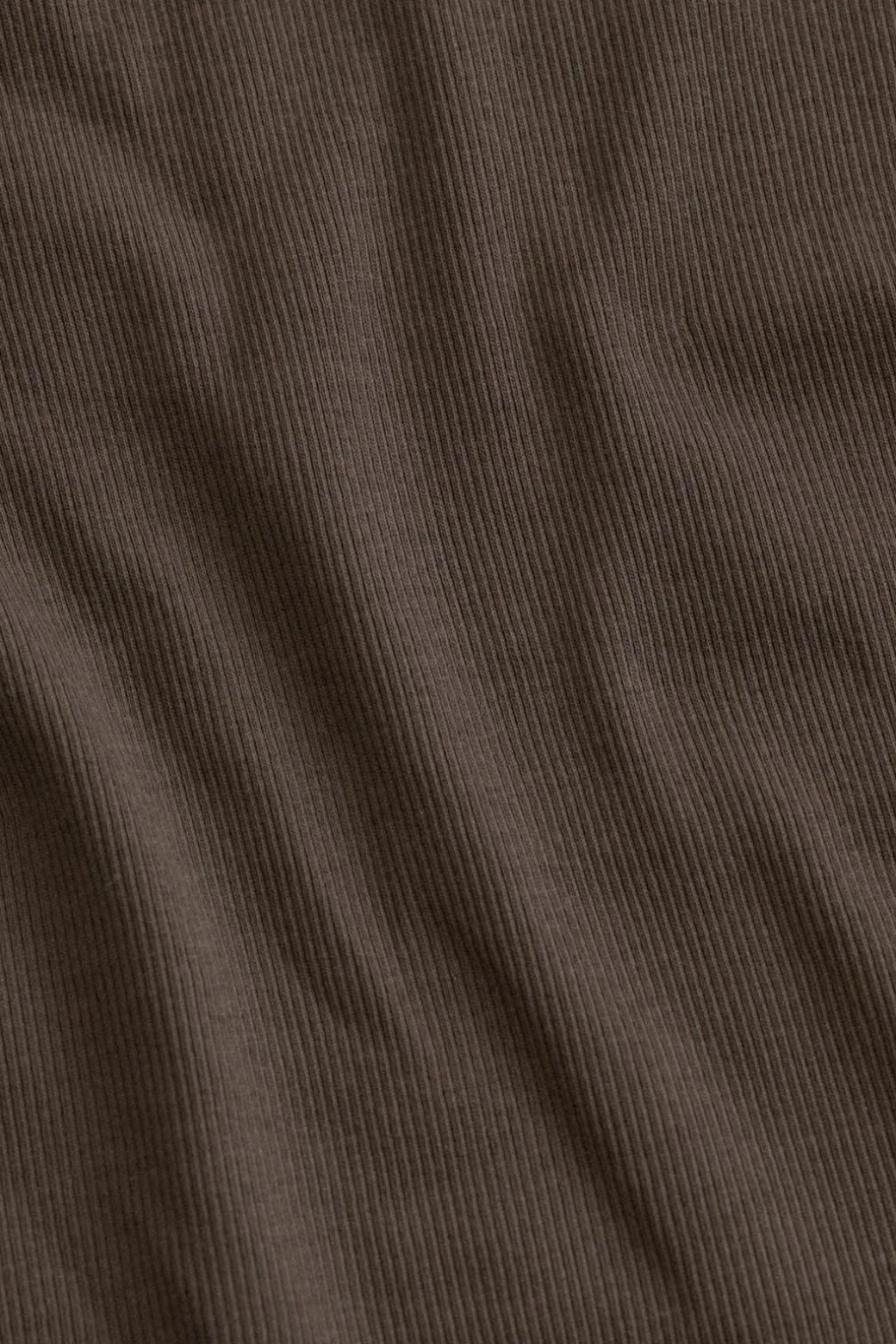 Tight fit rib singlet