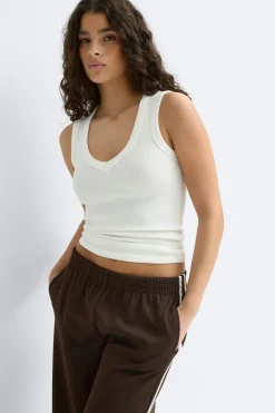 Tight v-neck rib tank