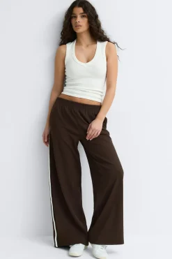 Tight v-neck rib tank