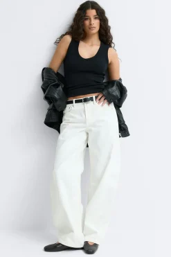 Tight v-neck rib tank