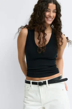 Tight v-neck rib tank