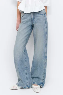Wide flare jeans