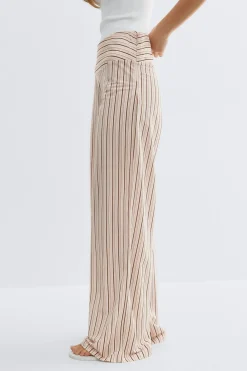 Wide leg trousers