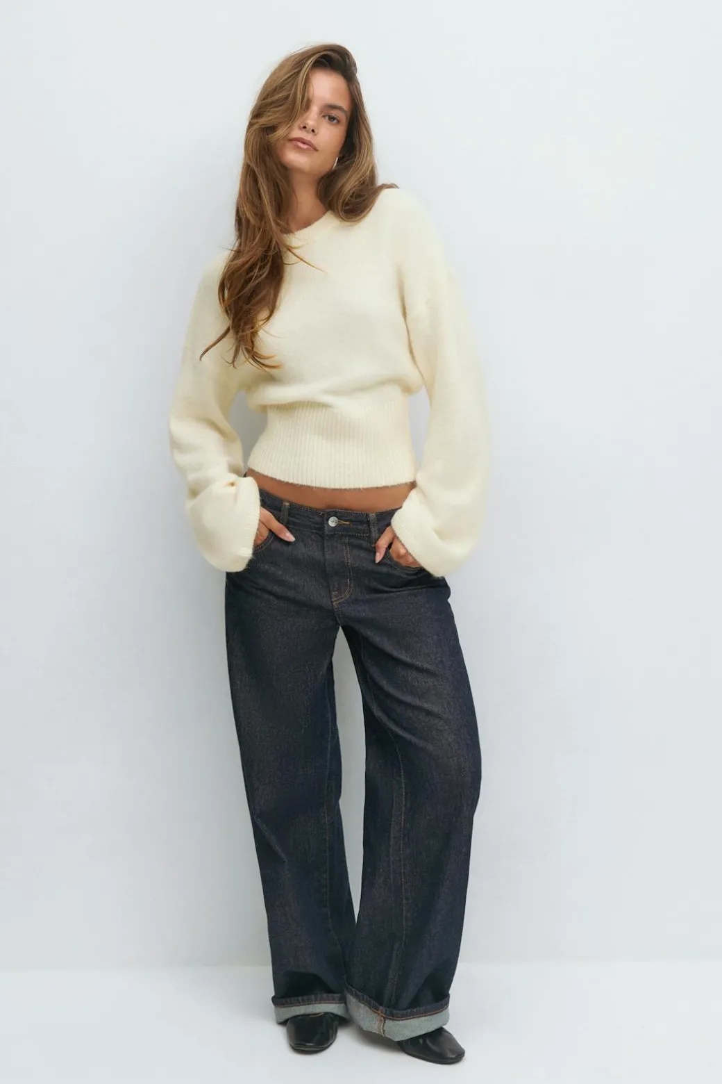 Wide sleeve knitted sweater