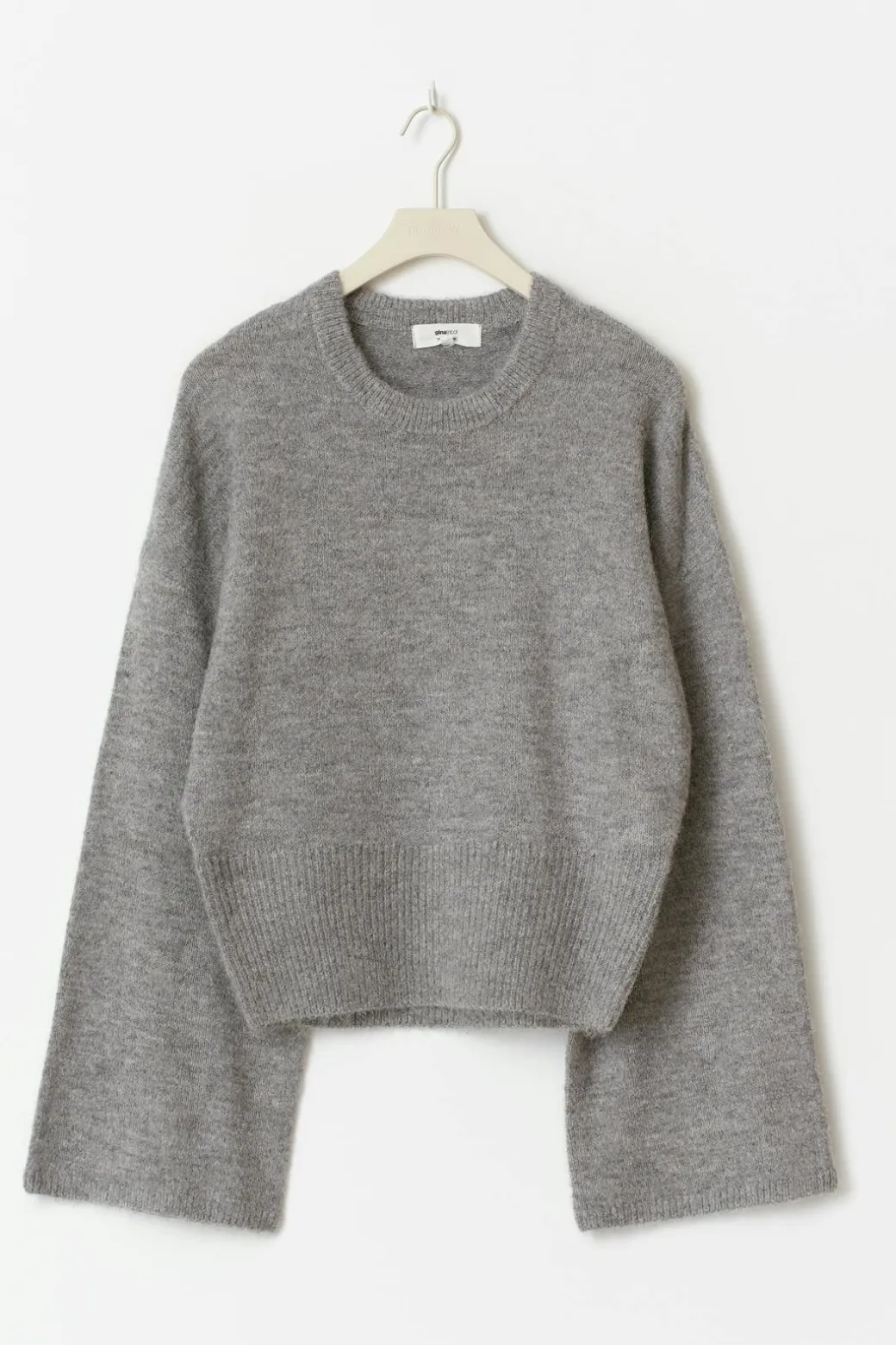 Wide sleeve knitted sweater