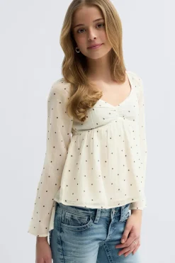 Y heart shape blouse