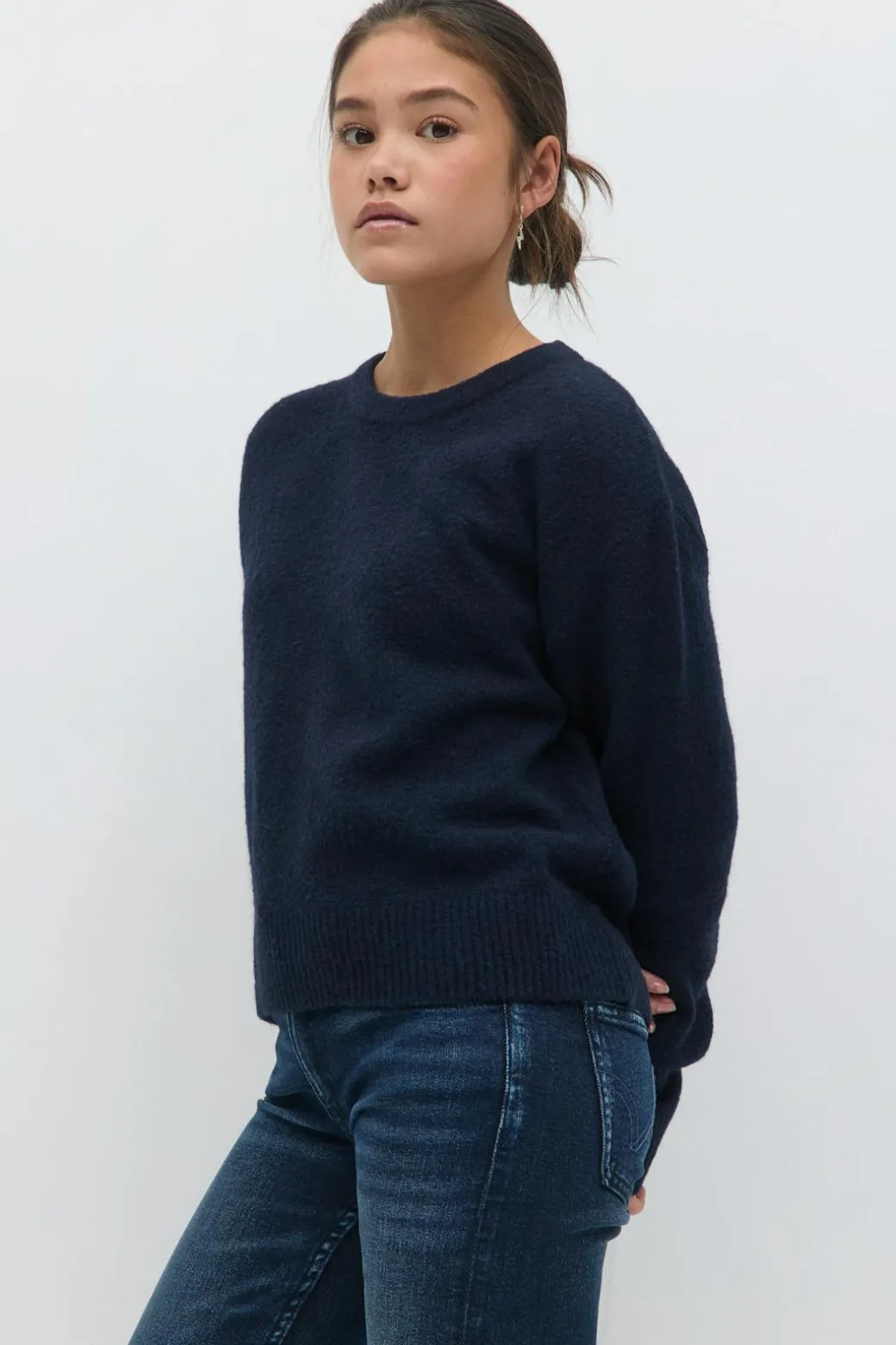 Y knitted sweater